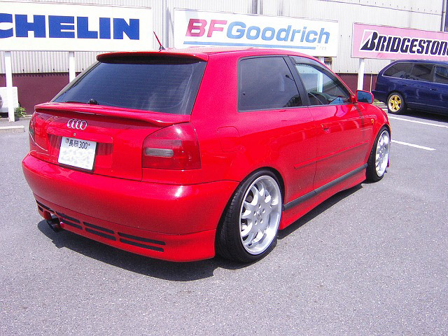 AUDI