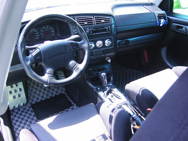 VOLKSWAGEN GOLF3