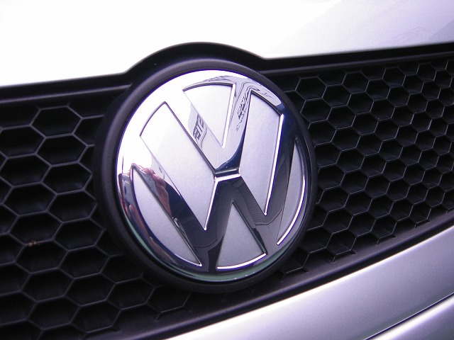 VOLKSWAGEN  POLO