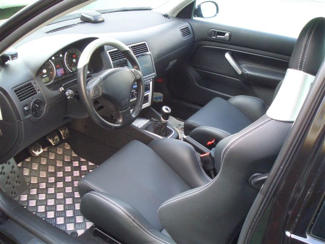 VOLKSWAGEN  GOLF4