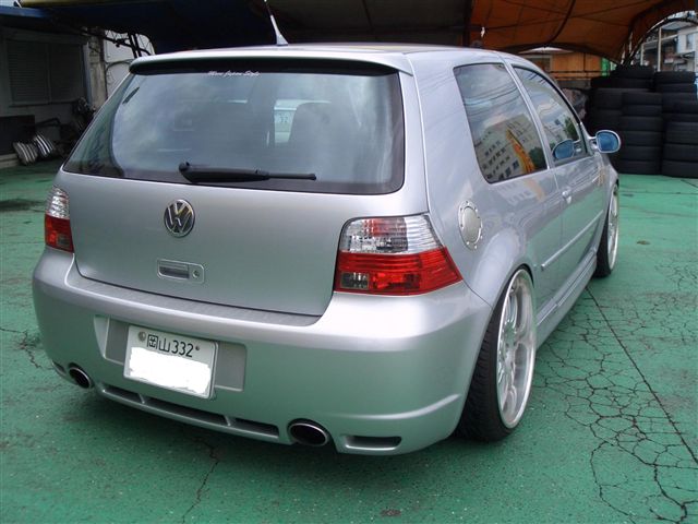 VOLKSWAGEN  GOLF4