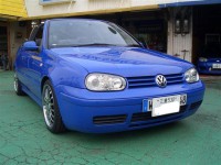 VOLKSWAGEN GOLF4カブリオレ