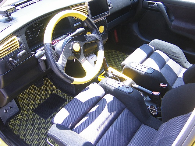 VOLKSWAGEN GOLF-III