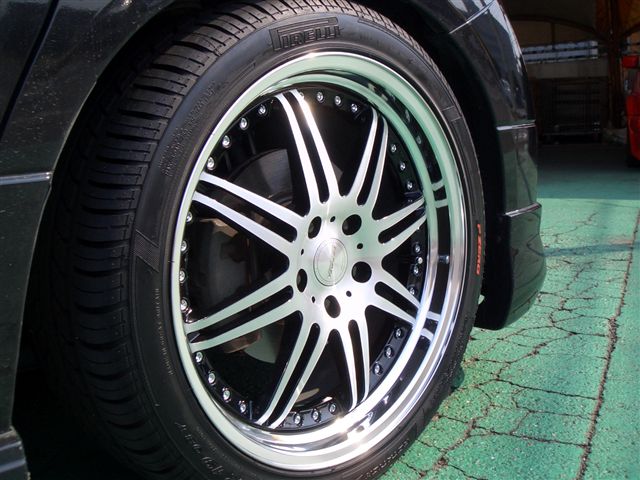 NISSAN エルグランド