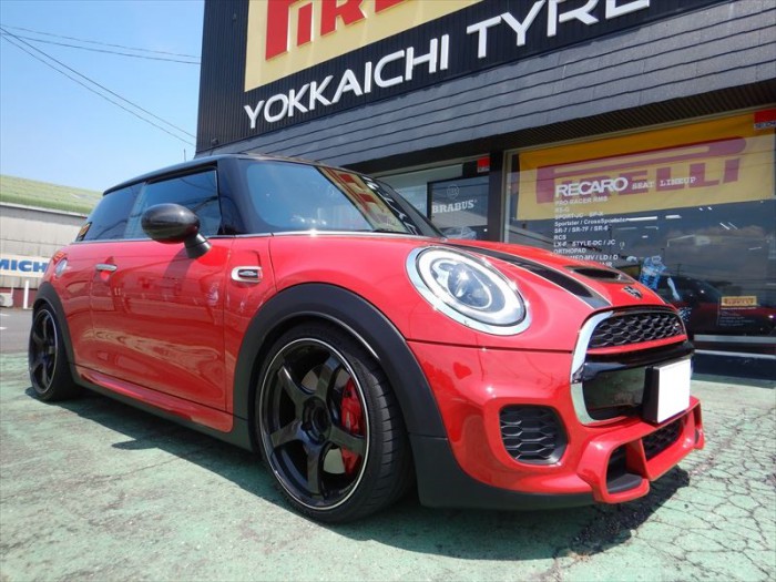 MINI F56 JCW