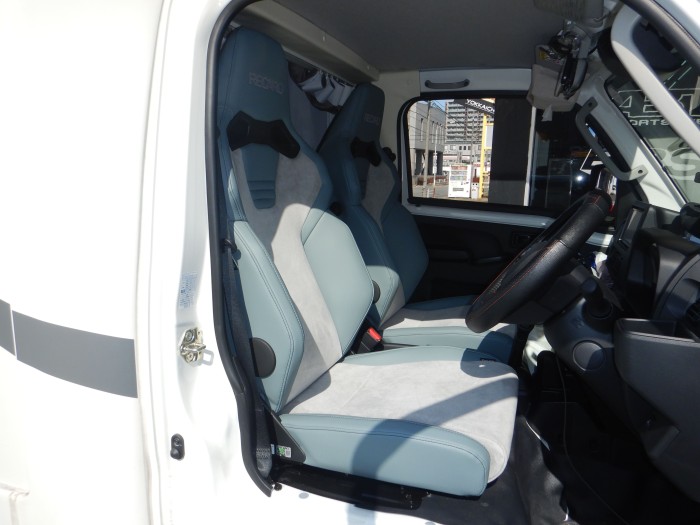 DAIHATSU ハイゼットキャンピングカー