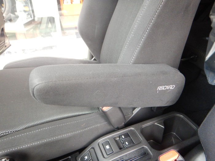 SUZUKI ジムニー ノマド